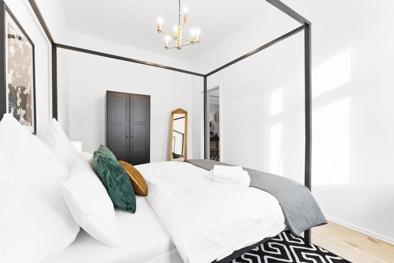 Apartments Direkt Am Staatstheater,Modern,Zentral,Ruhig,2 Zimmer,Netflix,Privatparkplatz Auf Dem Hof Cottbus Luaran gambar